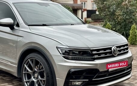 Volkswagen Tiguan II, 2018 год, 3 319 000 рублей, 15 фотография