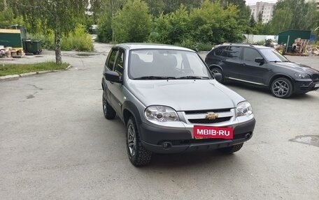 Chevrolet Niva I рестайлинг, 2014 год, 670 000 рублей, 1 фотография