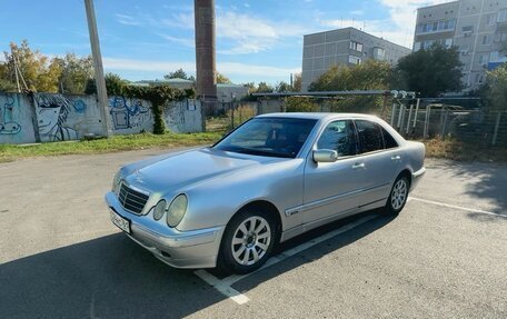 Mercedes-Benz E-Класс, 2002 год, 480 000 рублей, 8 фотография