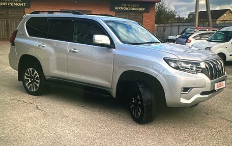 Toyota Land Cruiser Prado 150 рестайлинг 2, 2015 год, 4 500 000 рублей, 3 фотография