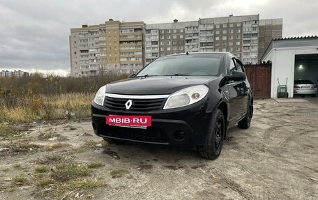 Renault Sandero I, 2013 год, 614 000 рублей, 2 фотография