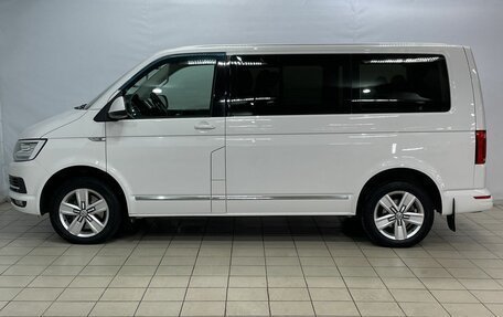 Volkswagen Multivan T6 рестайлинг, 2016 год, 4 150 000 рублей, 9 фотография