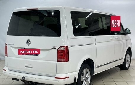 Volkswagen Multivan T6 рестайлинг, 2016 год, 4 150 000 рублей, 4 фотография