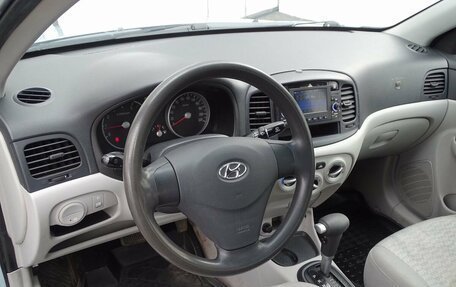 Hyundai Verna II, 2007 год, 520 000 рублей, 4 фотография