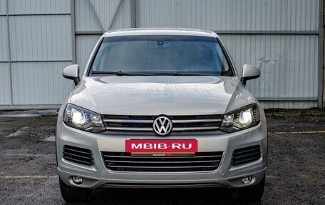 Volkswagen Touareg III, 2012 год, 2 250 000 рублей, 2 фотография