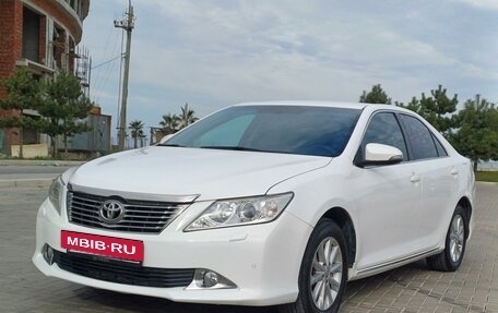 Toyota Camry, 2012 год, 1 350 000 рублей, 2 фотография