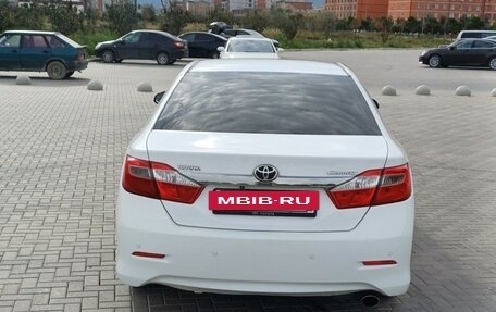 Toyota Camry, 2012 год, 1 350 000 рублей, 6 фотография