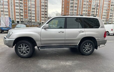 Toyota Land Cruiser 100 рестайлинг 2, 1999 год, 1 000 000 рублей, 4 фотография