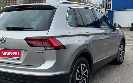 Volkswagen Tiguan II, 2018 год, 2 900 000 рублей, 8 фотография