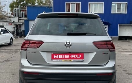 Volkswagen Tiguan II, 2018 год, 2 900 000 рублей, 12 фотография