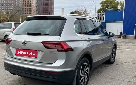 Volkswagen Tiguan II, 2018 год, 2 900 000 рублей, 15 фотография