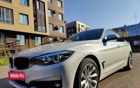 BMW 3 серия, 2018 год, 3 380 000 рублей, 9 фотография