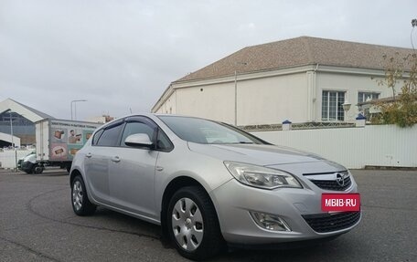 Opel Astra J, 2012 год, 660 000 рублей, 2 фотография