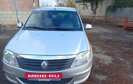 Renault Logan I, 2013 год, 800 000 рублей, 5 фотография