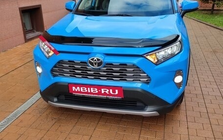 Toyota RAV4, 2019 год, 4 950 000 рублей, 5 фотография