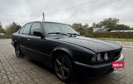 BMW 5 серия, 1988 год, 290 000 рублей, 9 фотография