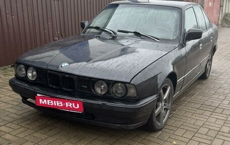 BMW 5 серия, 1988 год, 290 000 рублей, 7 фотография