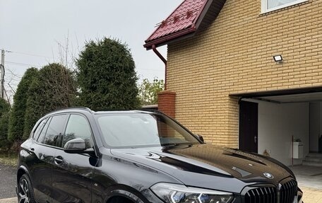 BMW X5, 2021 год, 9 800 000 рублей, 1 фотография