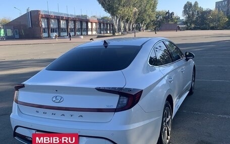 Hyundai Sonata VIII, 2019 год, 2 050 000 рублей, 20 фотография