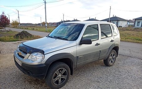 Chevrolet Niva I рестайлинг, 2016 год, 715 000 рублей, 12 фотография