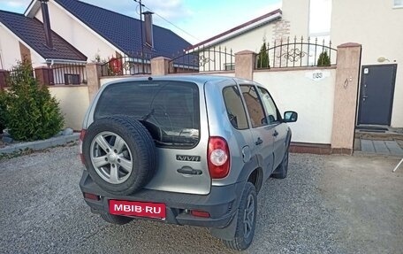 Chevrolet Niva I рестайлинг, 2016 год, 715 000 рублей, 11 фотография