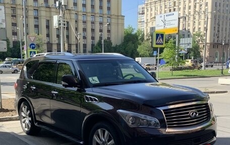 Infiniti QX56, 2011 год, 2 300 000 рублей, 3 фотография