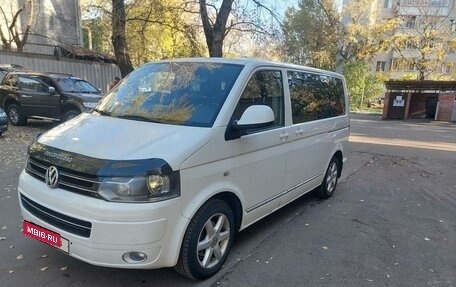 Volkswagen Multivan T5, 2010 год, 2 075 000 рублей, 2 фотография