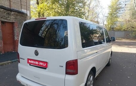 Volkswagen Multivan T5, 2010 год, 2 075 000 рублей, 4 фотография