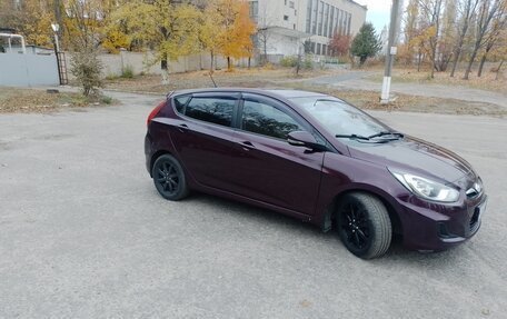 Hyundai Solaris II рестайлинг, 2012 год, 749 000 рублей, 4 фотография