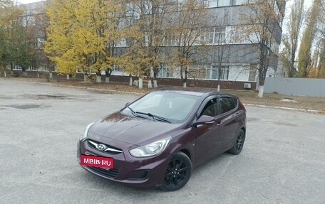 Hyundai Solaris II рестайлинг, 2012 год, 749 000 рублей, 6 фотография