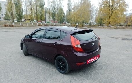 Hyundai Solaris II рестайлинг, 2012 год, 749 000 рублей, 17 фотография