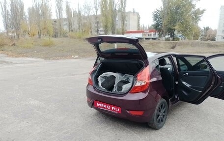 Hyundai Solaris II рестайлинг, 2012 год, 749 000 рублей, 11 фотография