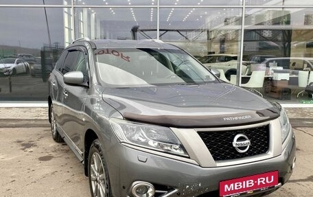 Nissan Pathfinder, 2014 год, 1 749 000 рублей, 3 фотография