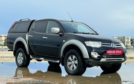 Mitsubishi L200 IV рестайлинг, 2015 год, 1 795 000 рублей, 24 фотография