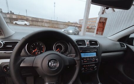 Volkswagen Golf VI, 2010 год, 950 000 рублей, 1 фотография