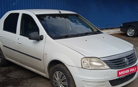 Renault Logan I, 2013 год, 460 000 рублей, 2 фотография