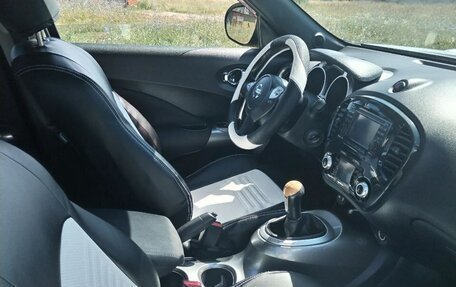 Nissan Juke II, 2011 год, 900 000 рублей, 4 фотография