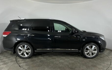 Nissan Pathfinder, 2014 год, 2 130 000 рублей, 4 фотография