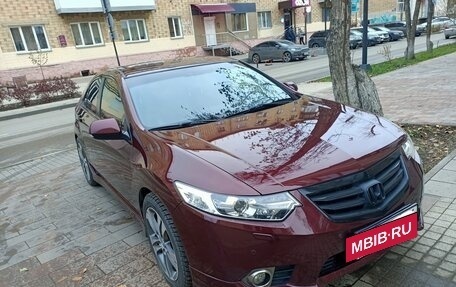 Honda Accord VIII рестайлинг, 2012 год, 2 300 000 рублей, 2 фотография