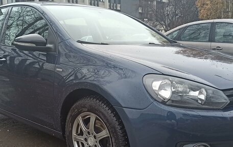 Volkswagen Golf VI, 2012 год, 1 030 000 рублей, 2 фотография