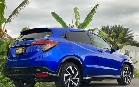 Honda Vezel, 2020 год, 1 800 000 рублей, 2 фотография