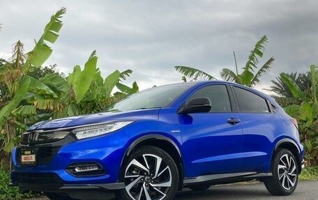 Honda Vezel, 2020 год, 1 800 000 рублей, 9 фотография