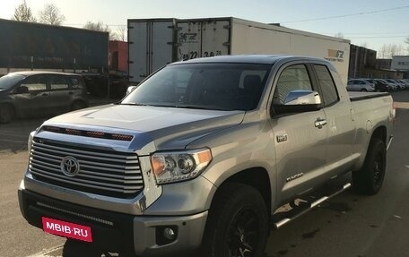 Toyota Tundra II, 2015 год, 4 650 000 рублей, 1 фотография