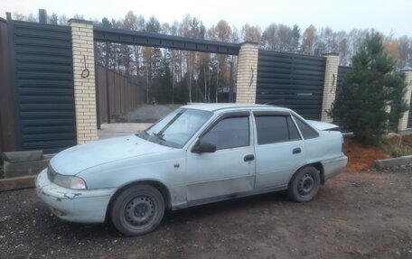 Daewoo Nexia I рестайлинг, 2003 год, 120 000 рублей, 1 фотография