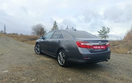 Toyota Camry, 2013 год, 1 600 000 рублей, 2 фотография