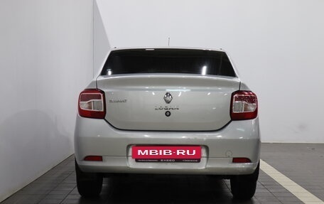 Renault Logan II, 2015 год, 875 000 рублей, 3 фотография