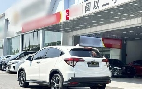 Honda Vezel, 2020 год, 1 679 999 рублей, 4 фотография