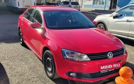 Volkswagen Jetta VI, 2013 год, 850 000 рублей, 7 фотография