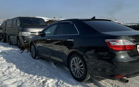 Toyota Camry, 2017 год, 2 500 000 рублей, 4 фотография