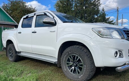 Toyota Hilux VII, 2014 год, 2 271 500 рублей, 14 фотография